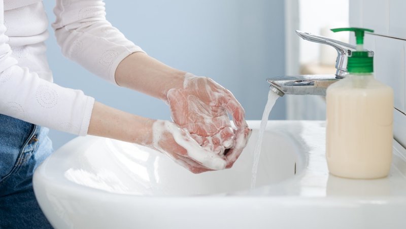 Igiena mâinilor cu apă și săpun